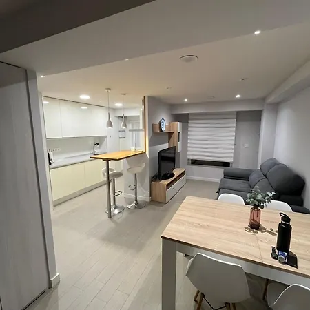 R2R - Apartamento 2 Dormitorios - 124C *